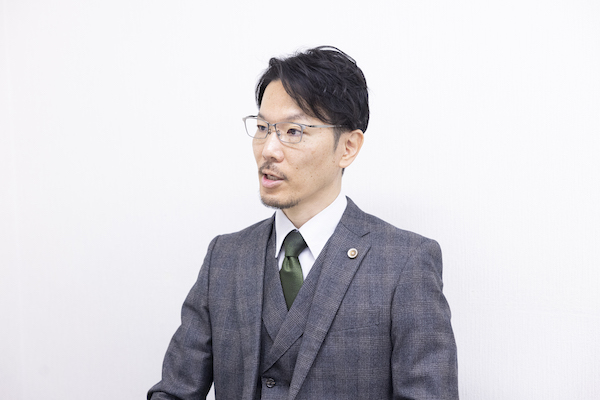 事実関係を確認して弁護士に連絡を